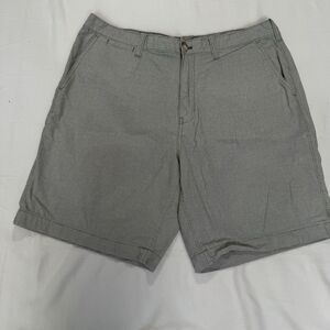 Eddie‎ Bauer Legend Wash Men’s shorts Size 36 Green 8” Inseam
